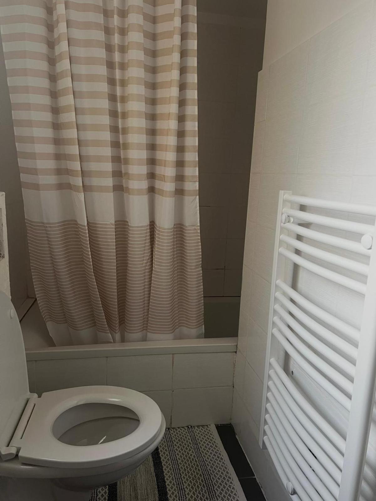 Cozy Studio Near Promenade ニース エクステリア 写真